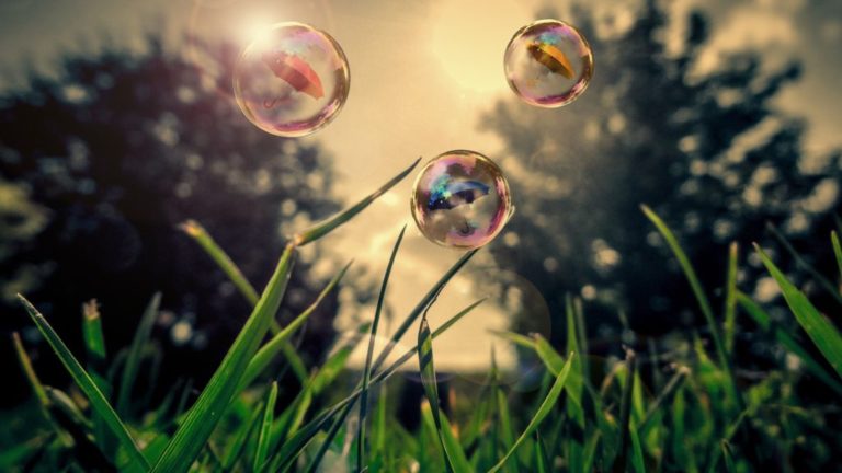 Coach-Professionnelle-Consultante-RH-Bubble-Inside-Corinne-Etienne-Lyon-Paris-Belfort-Strasbourg